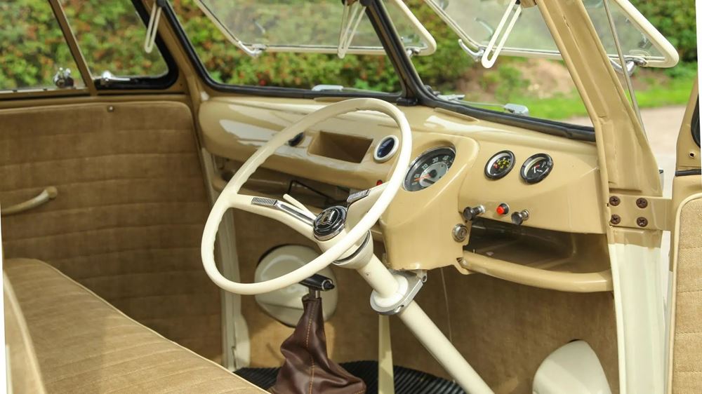Volkswagen Bulli 1963 με κινητήρα Audi S3