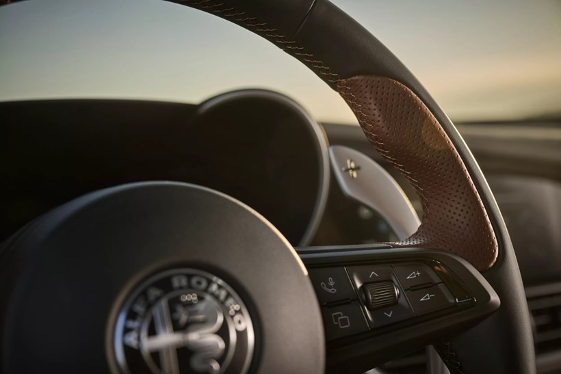 Alfa Romeo Intensa Teaser