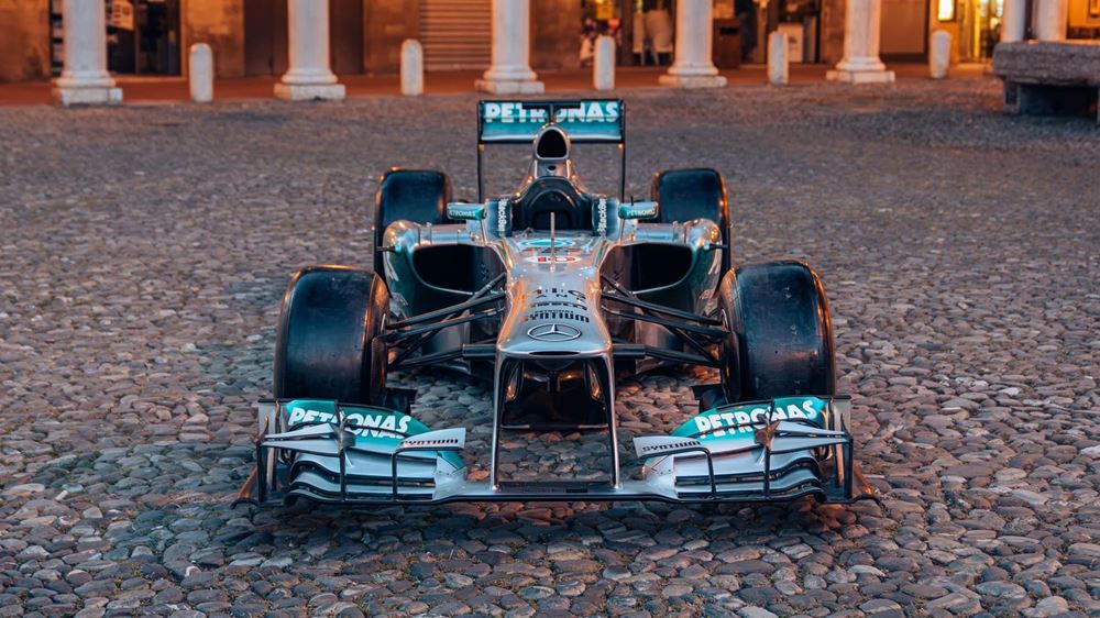 Mercedes F1 W04
