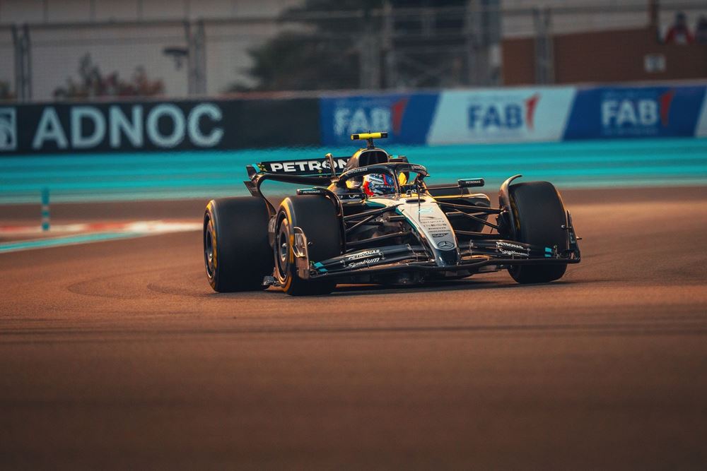 F1 GP Άμπου Ντάμπι Αγώνας Κυριακής