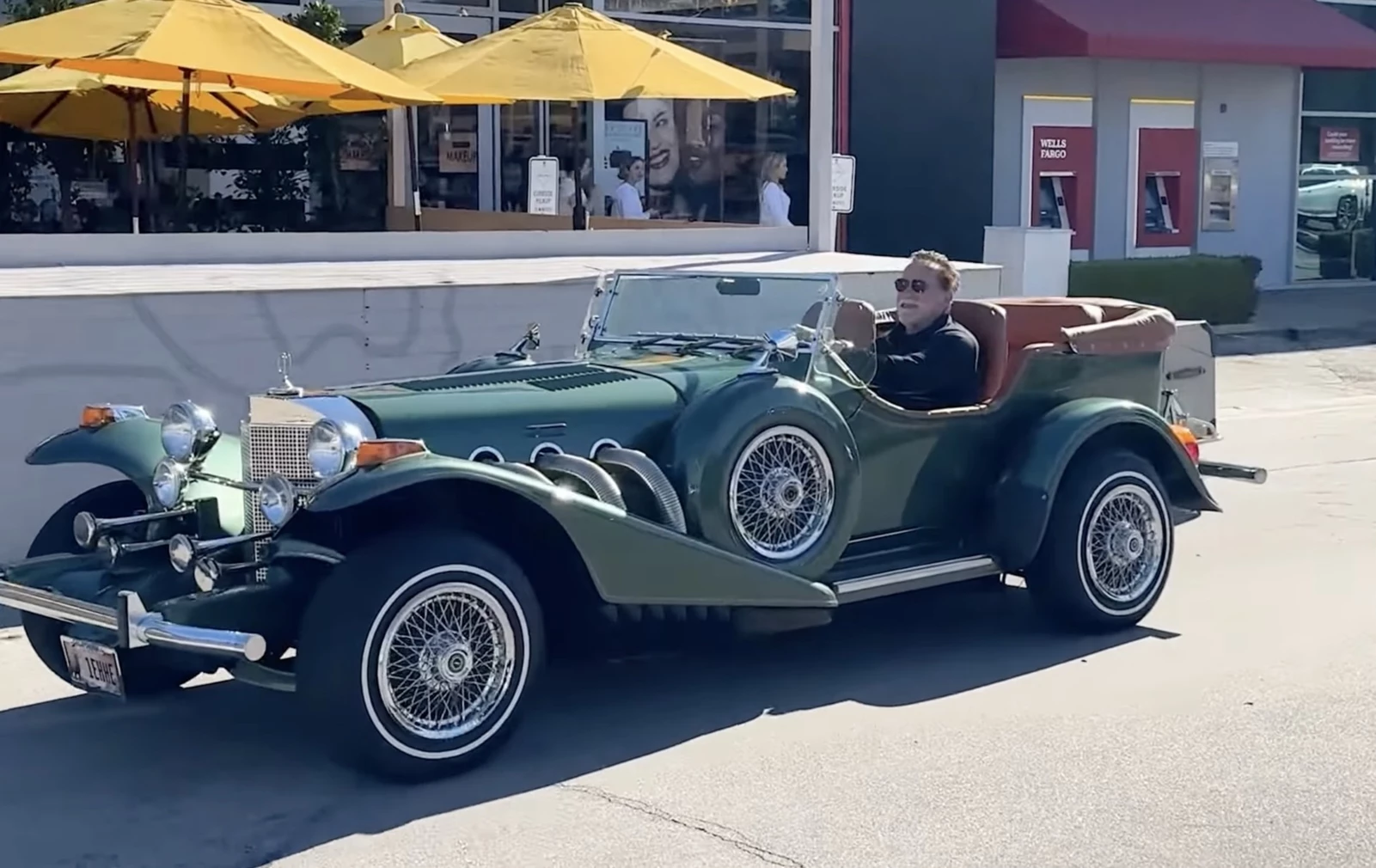 Arnold Schwarzenegger Excalibur