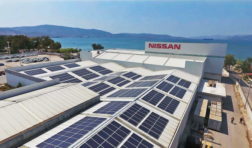 100 xronia Nissan Theocharakis