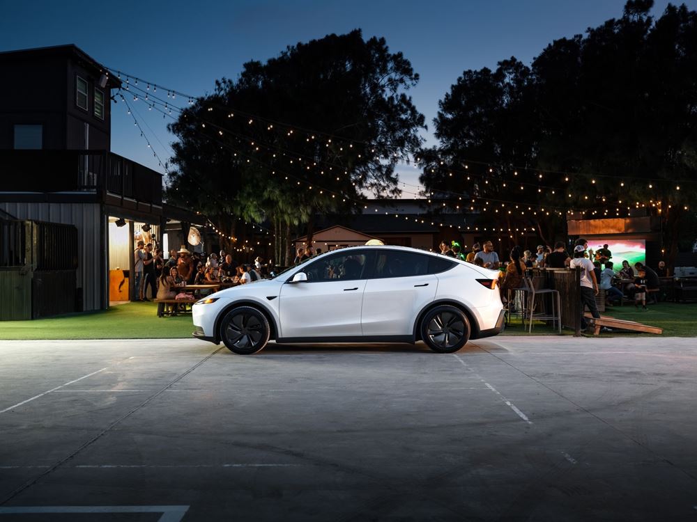 Tesla Model Y Standard