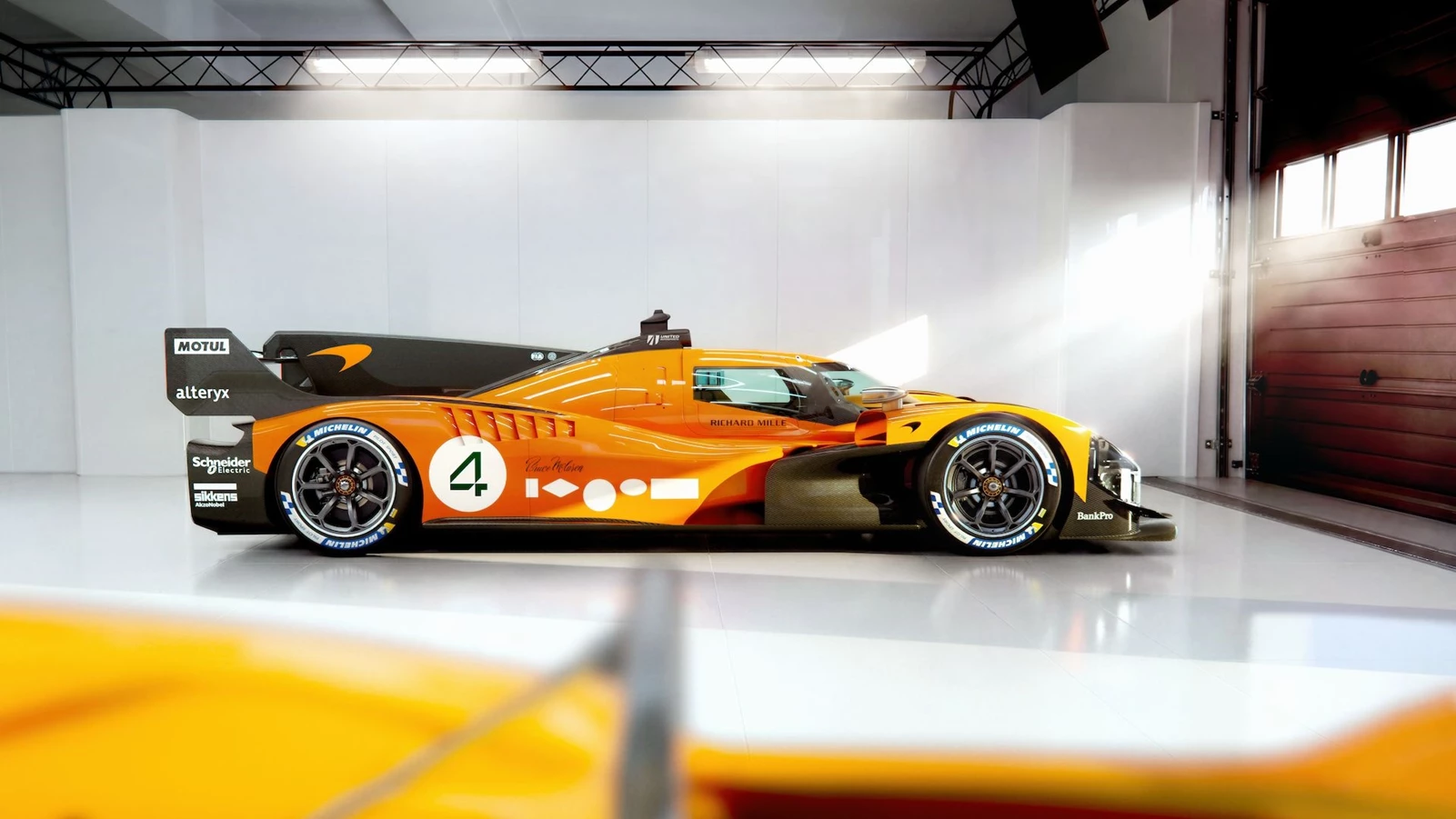 McLaren MCL-HY hypercar Le Mans 2027