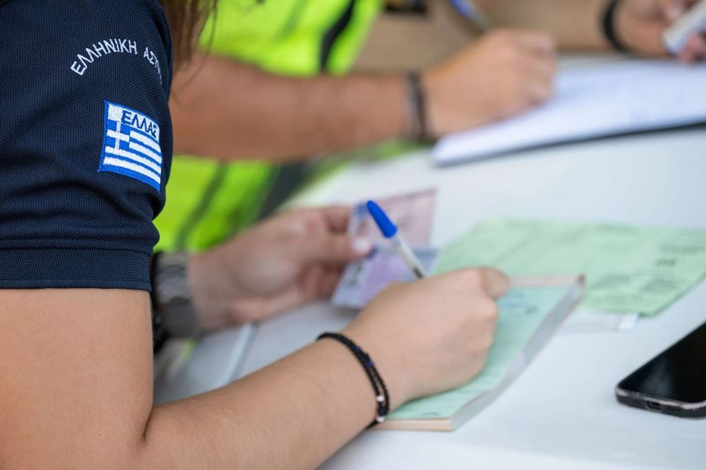 Ελληνική αστυνομία έλεγχοι σε σχολικά λεωφορεία