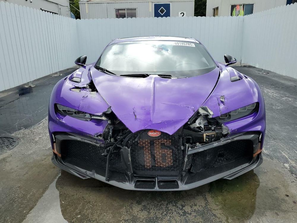 Bugatti Chiron crash