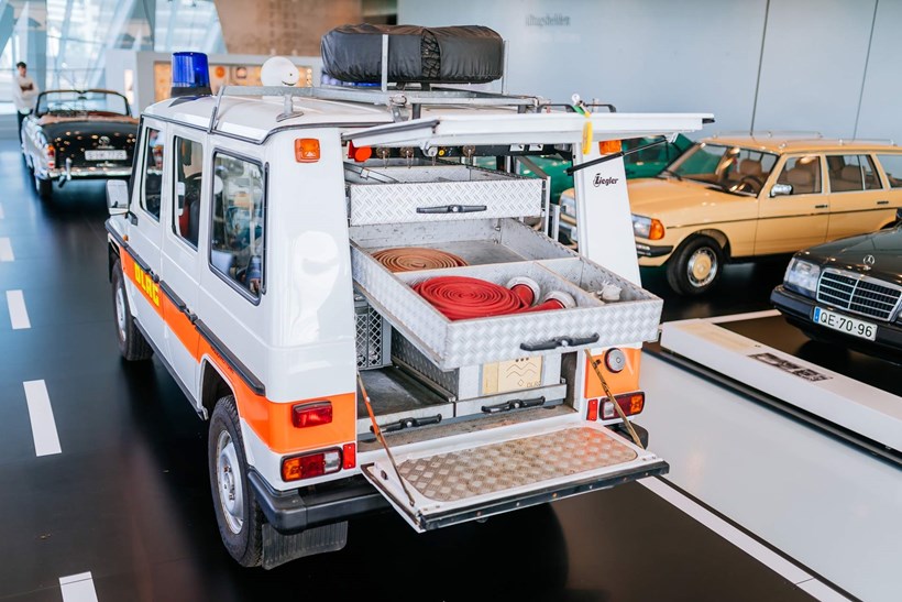 Mercedes-Benz 230 G DLRG version