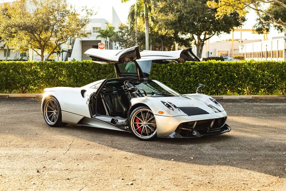 Pagani Huayra Tempesta