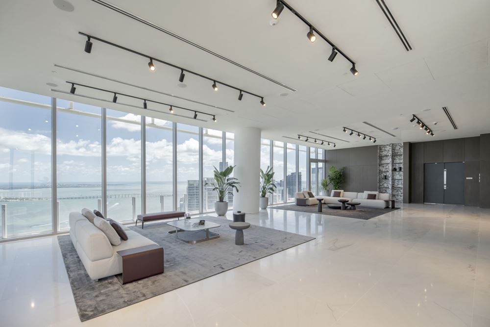 Aston Martin Residence Ουρανοξύστης Μαΐάμι