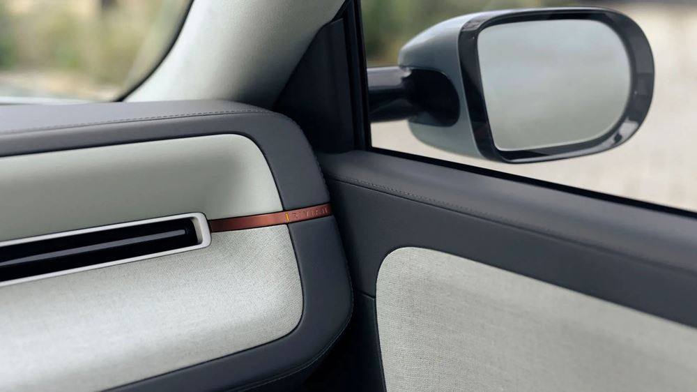 Rivian R3