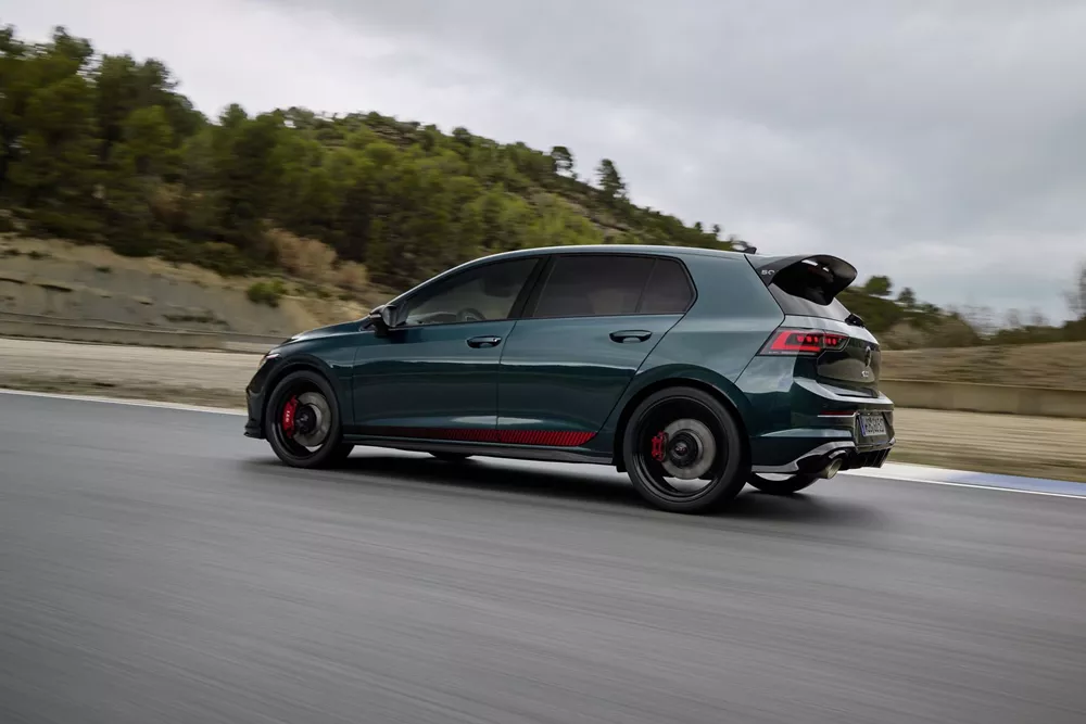VW Golf GTI Edition 50