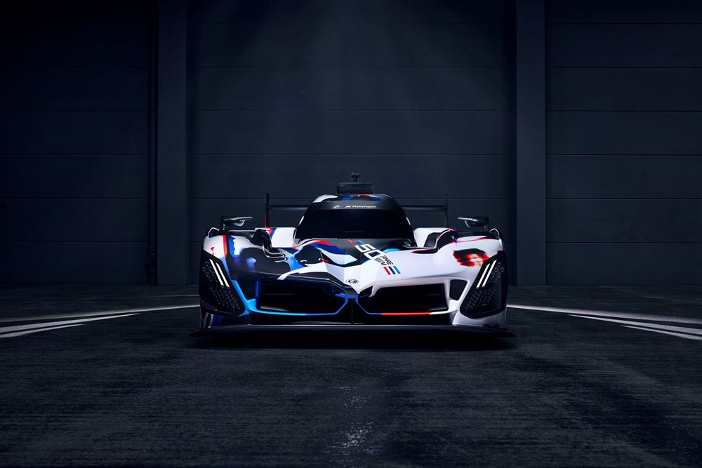 BMW M HYbrid V8