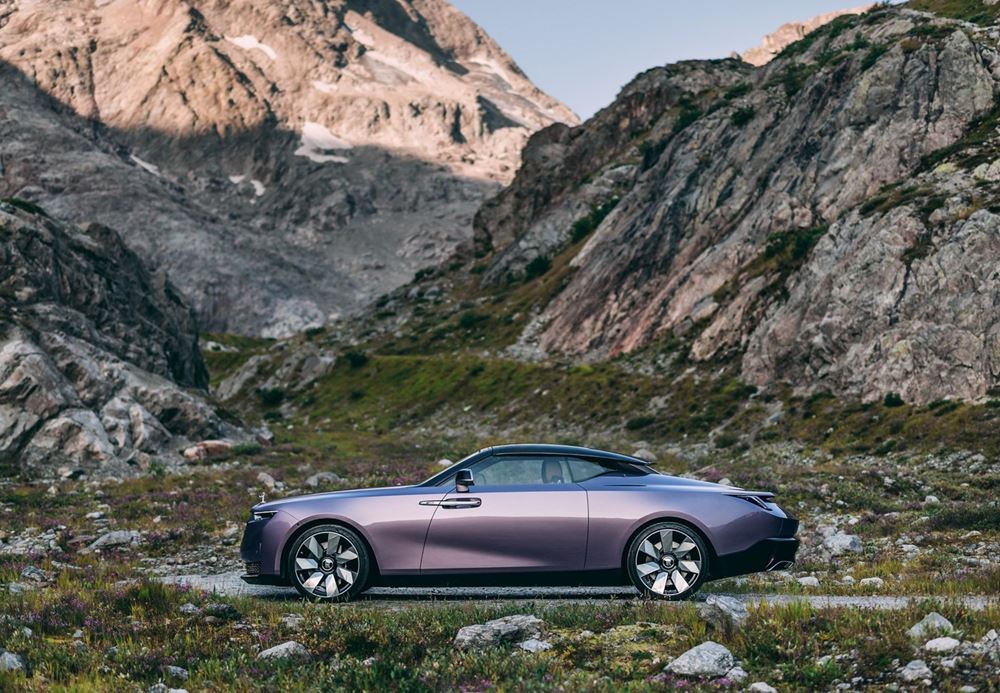 Rolls-Royce Droptail Amethyst