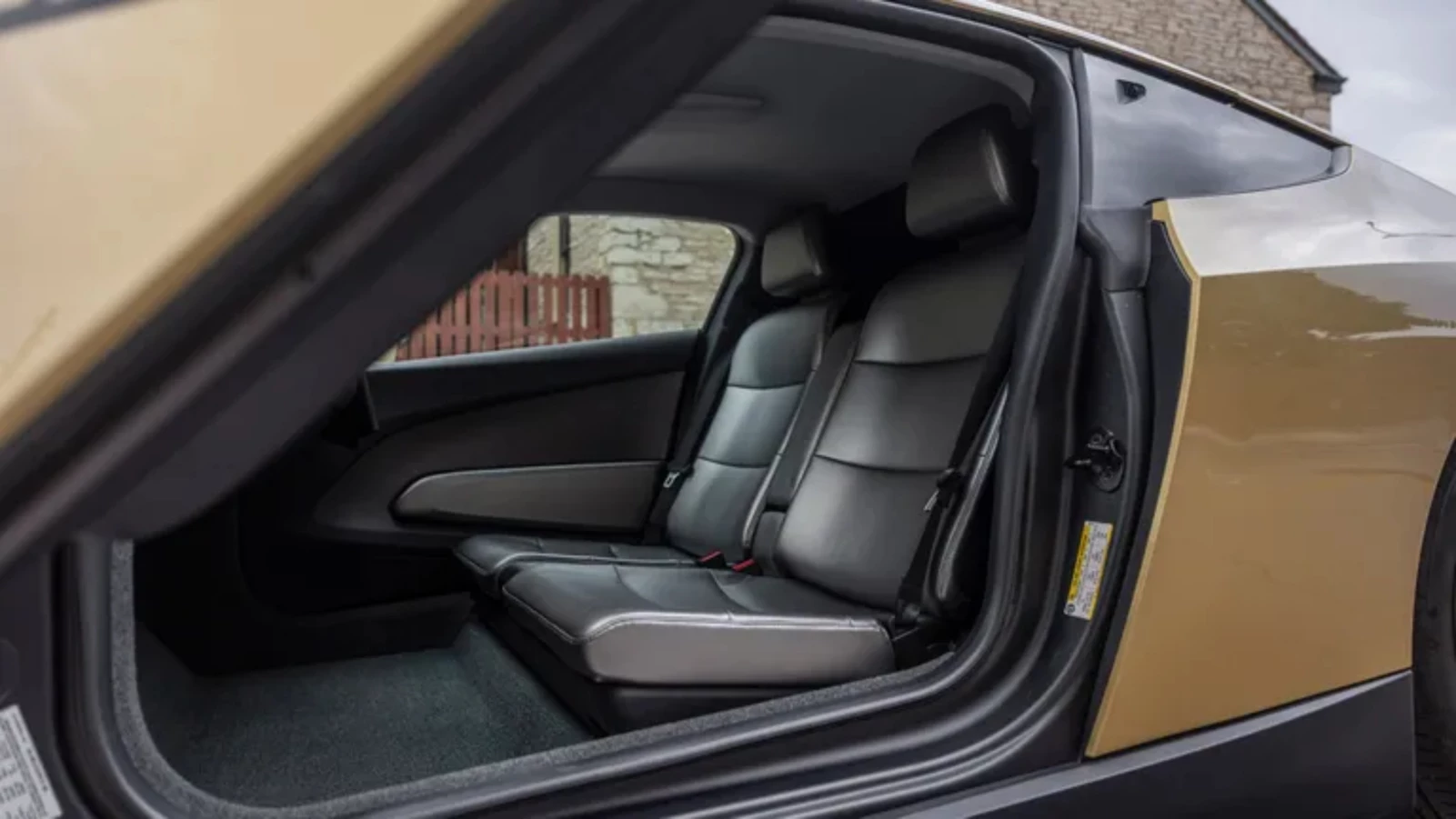 Tesla Cybecab καμπίνα