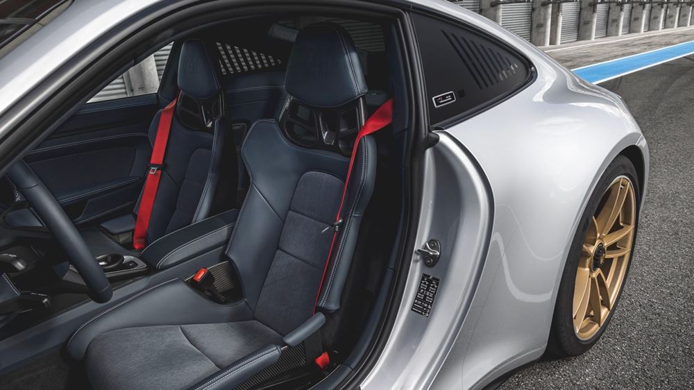 Porsche 911 Carrera GTS Le Mans Centenaire Edition