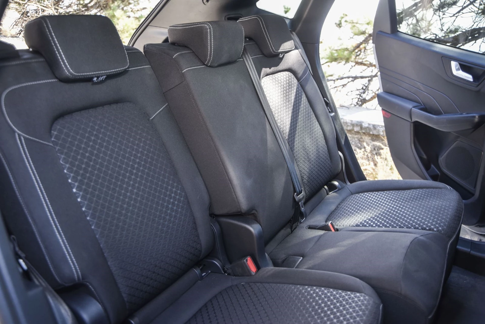 Ford Kuga FHEV υβριδικό δικίνητο