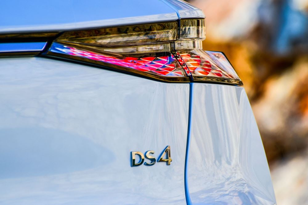 DS4 1.2 Cross 130HP