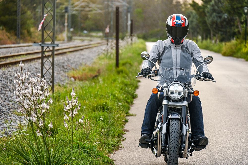 Royal Enfield Super Meteor 650