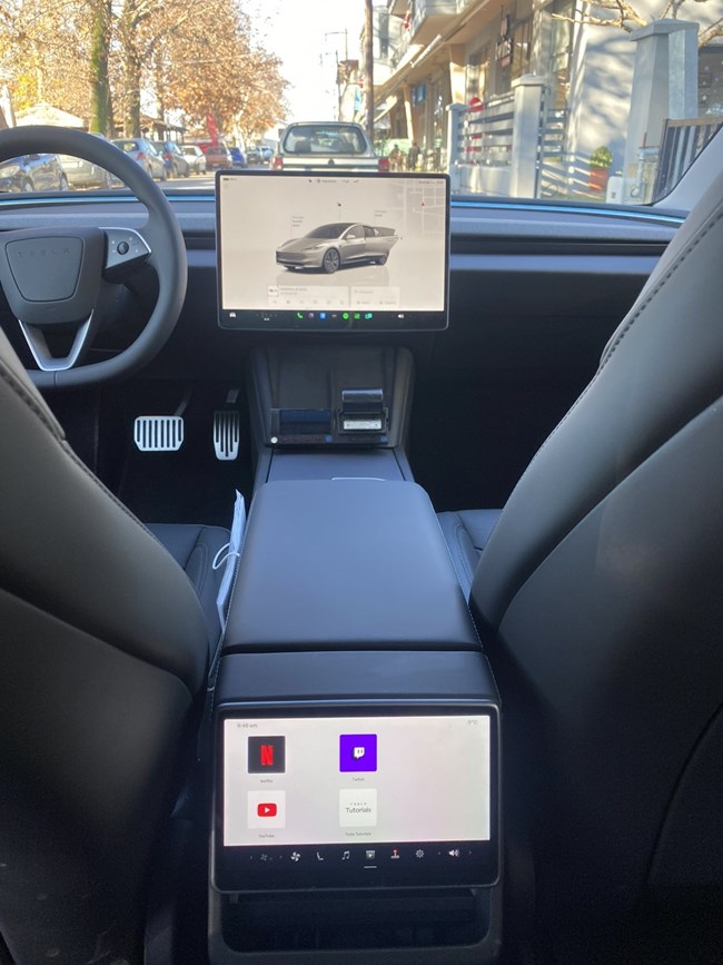 Tesla Model 3 Ταξί Λάρισσα