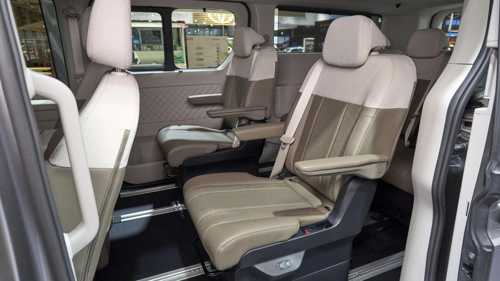 Kia PV7 Passenger
