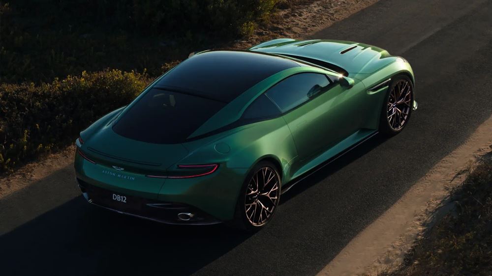 Aston Martin DB12 2023