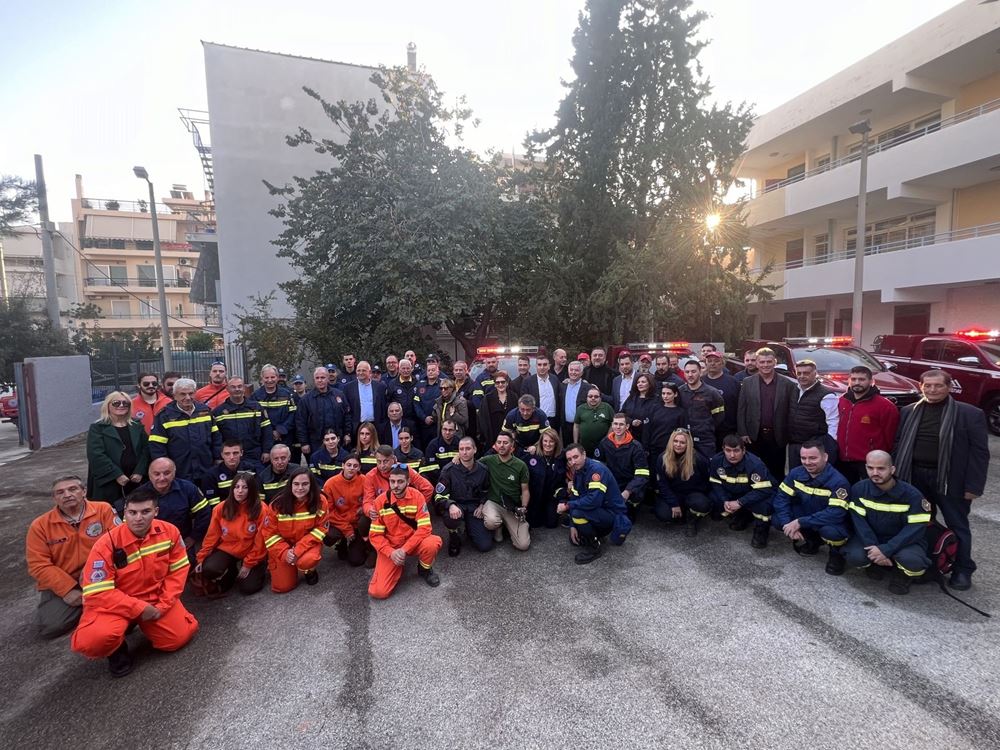 Πυροσβεστικά pick up για την προστασία του Υμηττού από τον Σαρακάκη