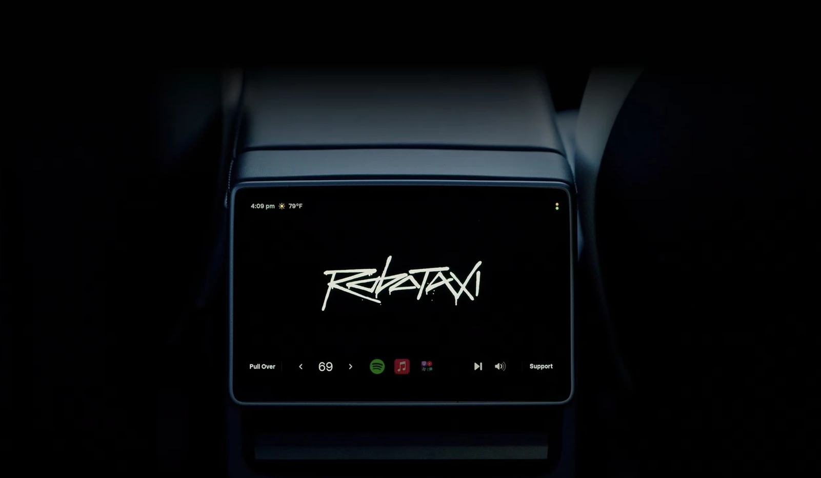 Tesla Robotaxi χρέωση καθαρισμού