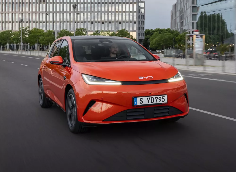 BYD Dolphin G DM-i