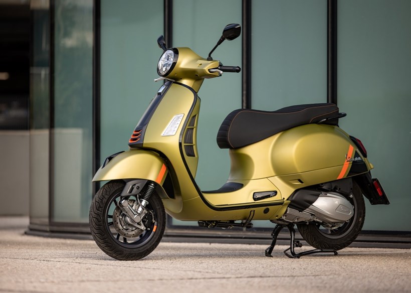 Vespa GTS