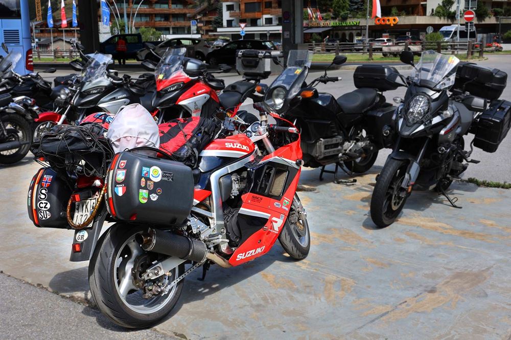 Οδοιπορικό με Suzuki GSX-R 1100 Ελβετία Αυστρία
