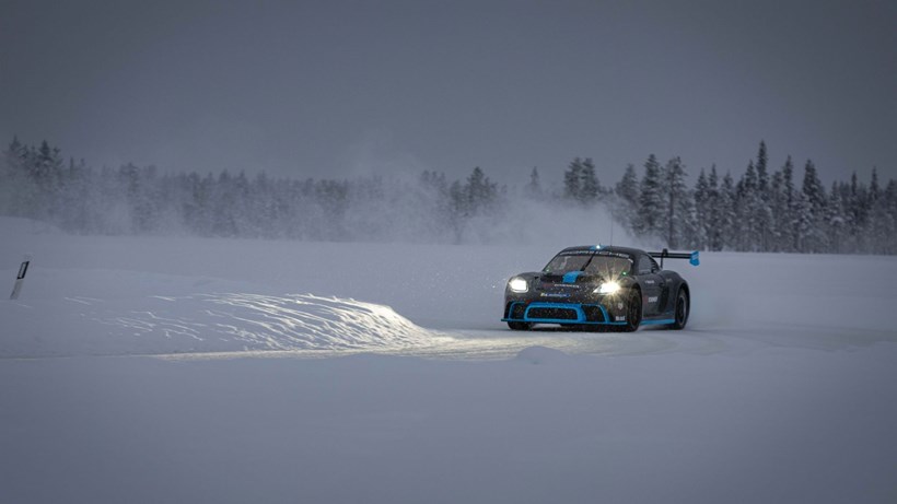 Porsche GT4 e-Performance ICE Experience