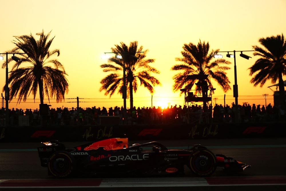 F1 GP Άμπου Ντάμπι Αγώνας Κυριακής