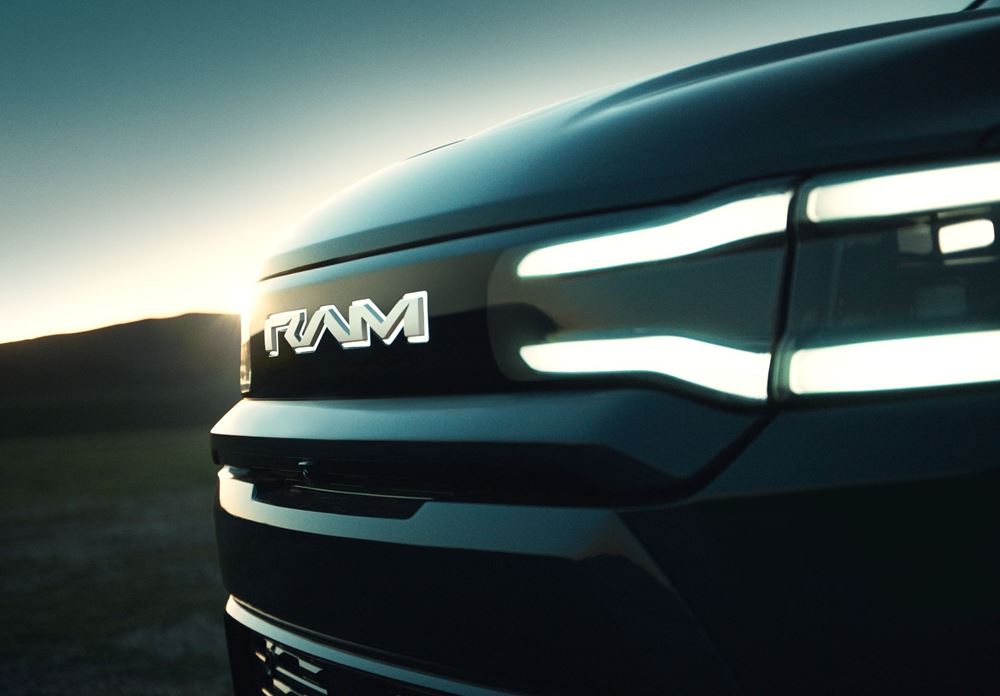 RAM 1500 REV