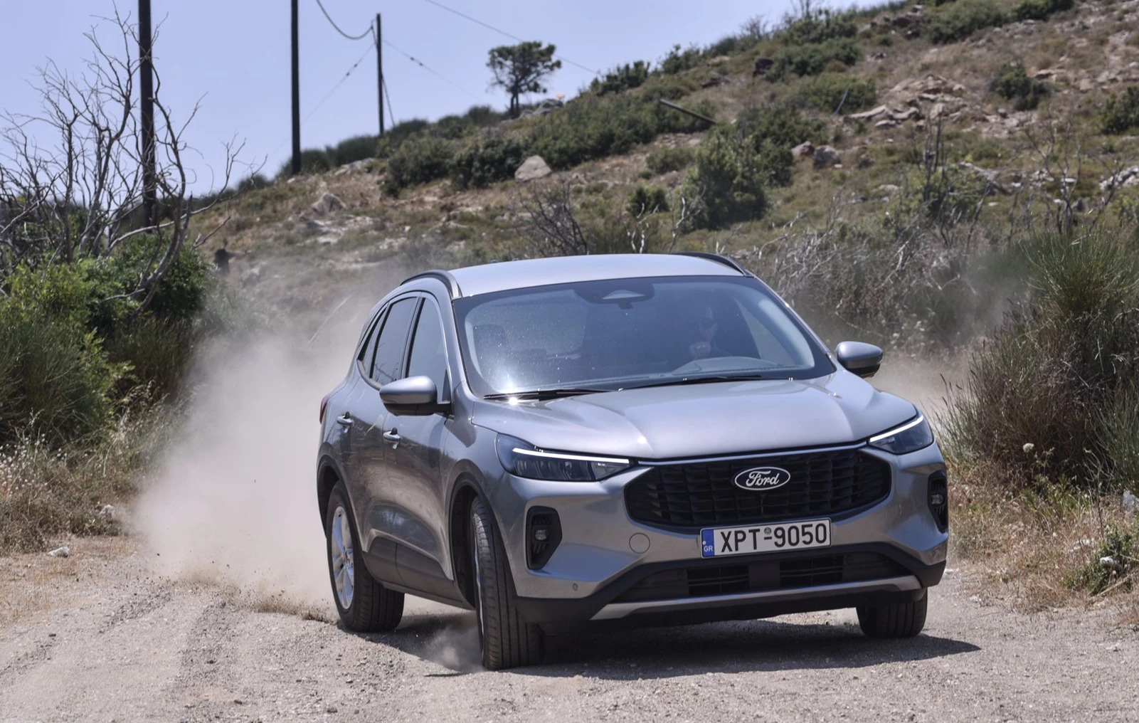 Ford Kuga FHEV υβριδικό δικίνητο
