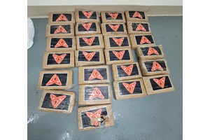 Στο σφυρί η υπέροχη Shelby Cobra του Steve McQueen (εικόνες) - εικόνα 7