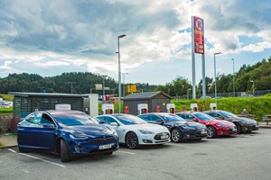 Πώς το κορυφαίο ηλεκτρικό Lucid Air βγήκε ταυτόχρονα πρώτο και τελευταίο σε δοκιμή αυτονομίας - εικόνα 1