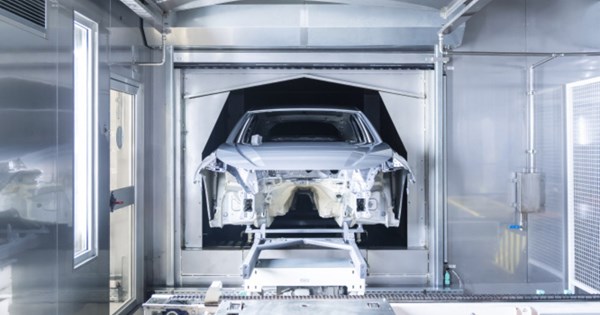 Bentley Bentayga X: Ντεμπούτο στα χιόνια για την πιο off road Bentley - εικόνα 9