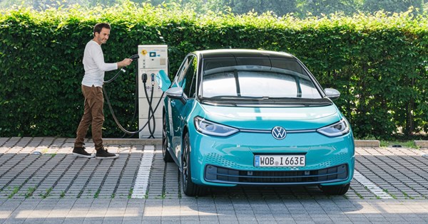 Μεγάλες αντιδράσεις για την κατάργηση συμβατικών αυτοκινήτων-Δύο χώρες πρωτοστατούν - εικόνα 2