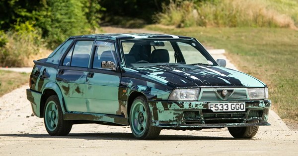 Alfa Romeo 33 Stradale: Οδηγούμε στην πίστα την πιο ποθητή Alfa της νέας εποχής - εικόνα 8