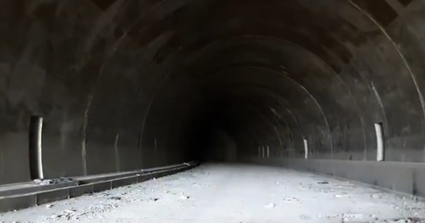 Οδηγούμε το νέο Geely EX5 που αλλάζει το τοπίο στα ηλεκτρικά SUV-Δείτε την τιμή του - εικόνα 8