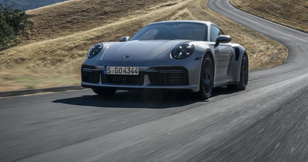 Nέα Porsche 911 GT3-για πρώτη φορά με πίσω καθίσματα (video) - εικόνα 1