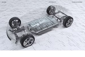 O Elon Musk παρέδωσε τα πρώτα Tesla Cybertruck (εικόνες-videos) - εικόνα 8