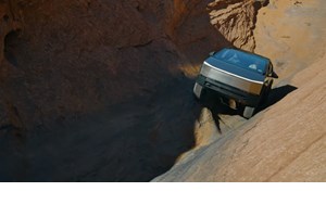 Οδηγούμε Tesla Cybertruck: Το ηλεκτρικό pick up της νέας εποχής είναι από ατσάλι - εικόνα 21