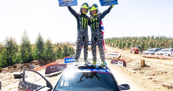 Δείτε Corvette C8 να τυλίγεται στις φλόγες ενώ ανεφοδιάζεται-το πρόβλημα του μοντέλου - εικόνα 6