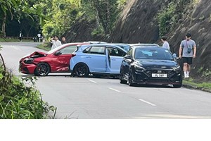 Πυρκαγιά σε φορτηγό πλοίο με χιλιάδες αυτοκίνητα: Άρχισε η ρυμούλκηση - εικόνα 6