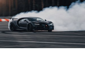 Δείτε την εξωπραγματική Bugatti Bolide να δοκιμάζεται σε αερoδρόμιο (+video) - εικόνα 14