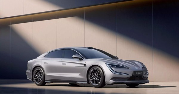 Δημόσια εμφάνιση για το ανανεωμένο Tesla Model Y (video) - εικόνα 6