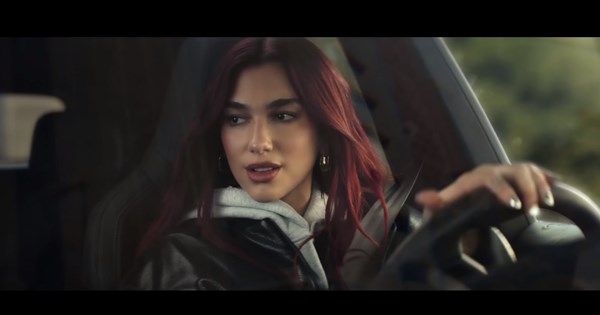 Στο σφυρί η Porsche 911 GT3 RS της Dua Lipa - εικόνα 1