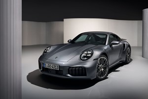Η ηλεκτρική Porsche Cayenne δοκιμάζεται σε ακραίες συνθήκες λίγο πριν την επίσημη παρουσίαση - εικόνα 1