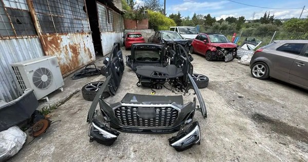 Πώς ένας κάτοικος ΗΠΑ κατάφερε να εισάγει κινεζικό ηλεκτρικό αυτοκίνητο-το "παράθυρο" στη νομοθεσία - εικόνα 7